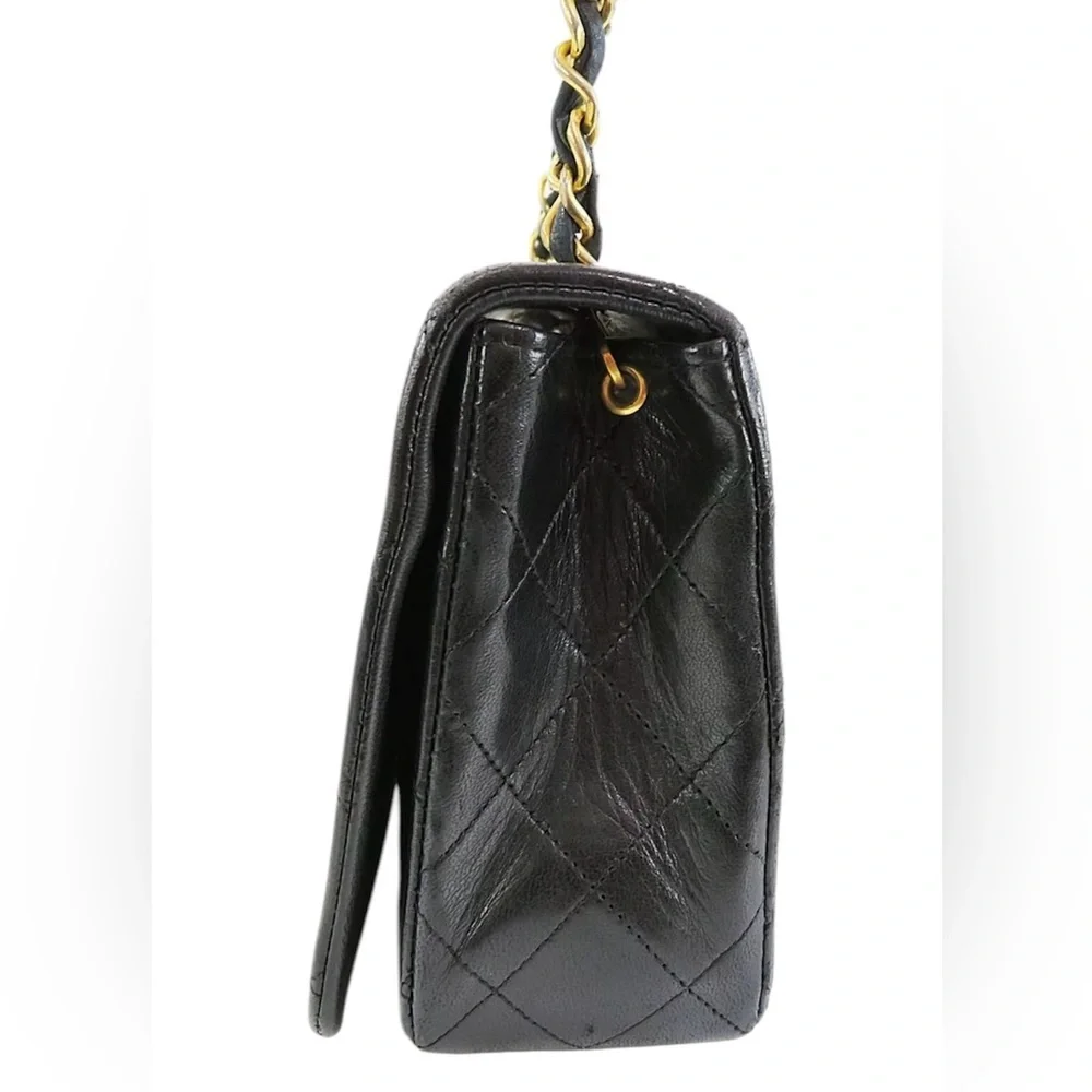 ❌SOLD❌ Chanel Vintage Black Classic Full Flap Bag Medium - Picture 3 of 9